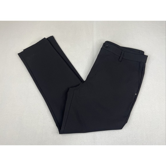 VUORI Pants Mens 38x30 Charcoal Cascade Tech Chino Performance Work Golf V427